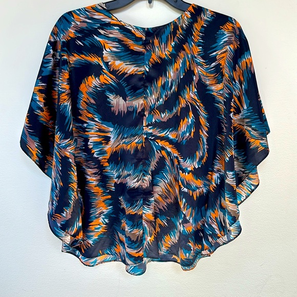 Colorful flowing top from Akira Black Label size L - Picture 3 of 5